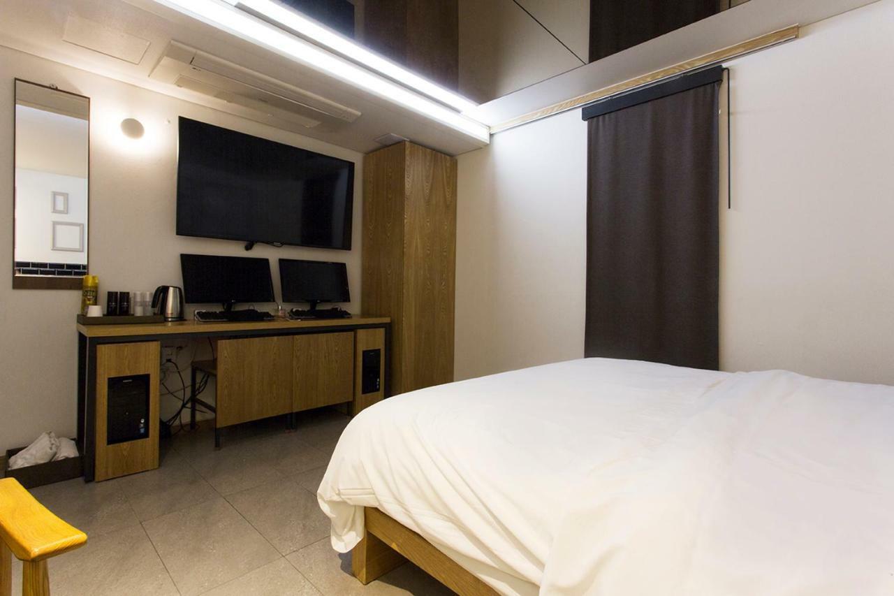 Hotel Cherry Seoul